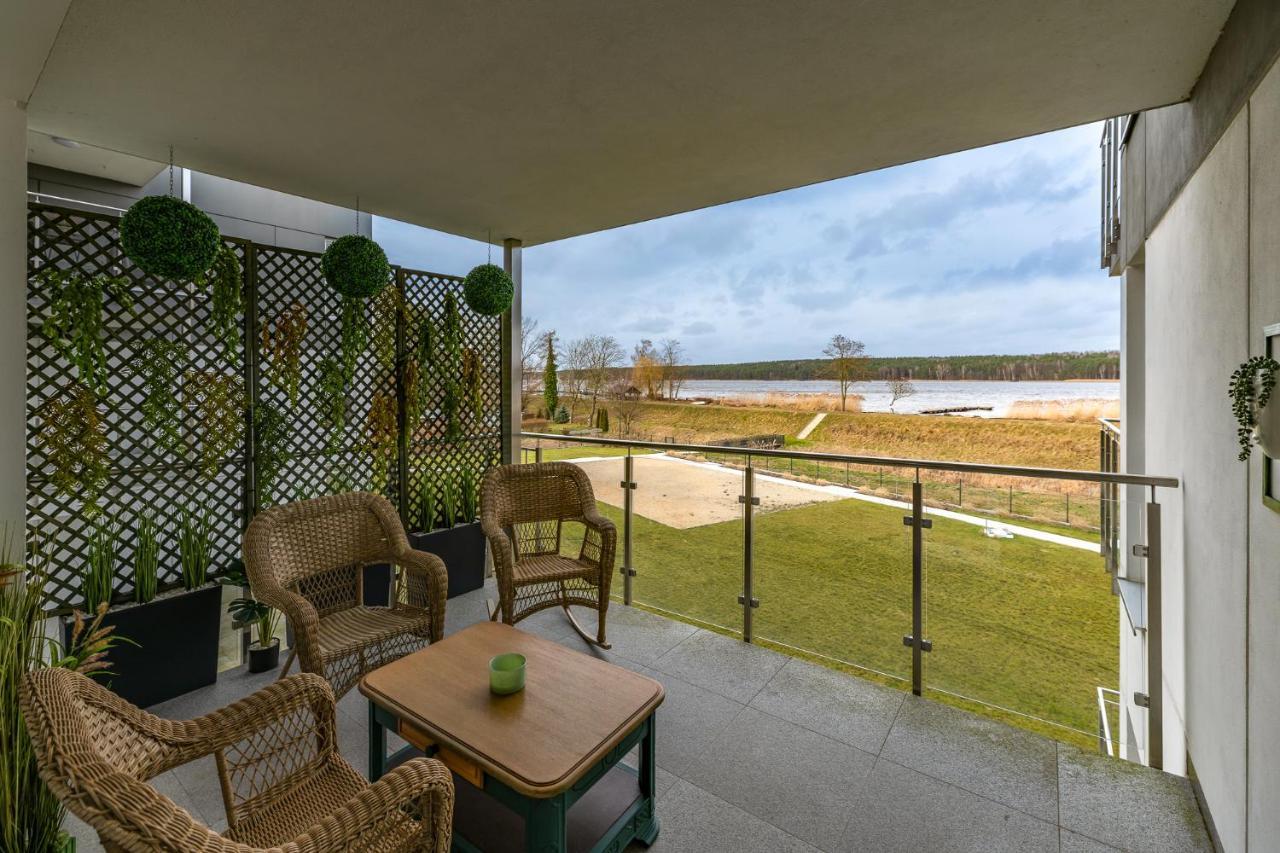 Zielony Apartament Pod Zaglami Zegrze Poludniowe Exteriör bild